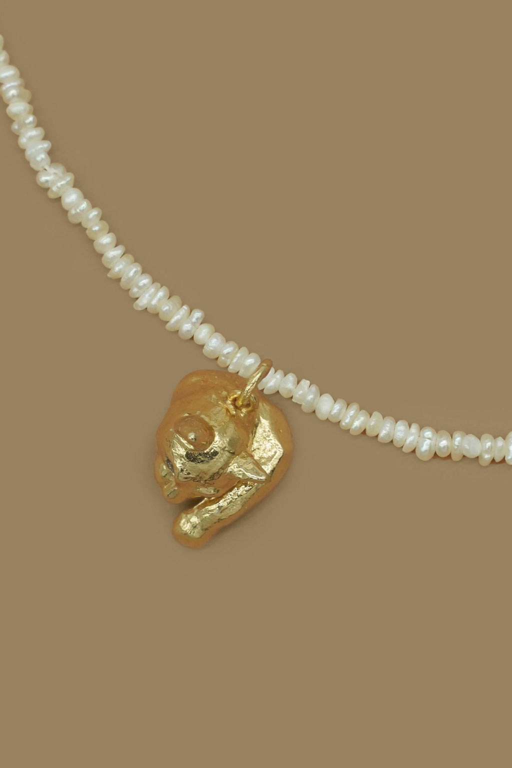 Prado Korat Cat Pearl