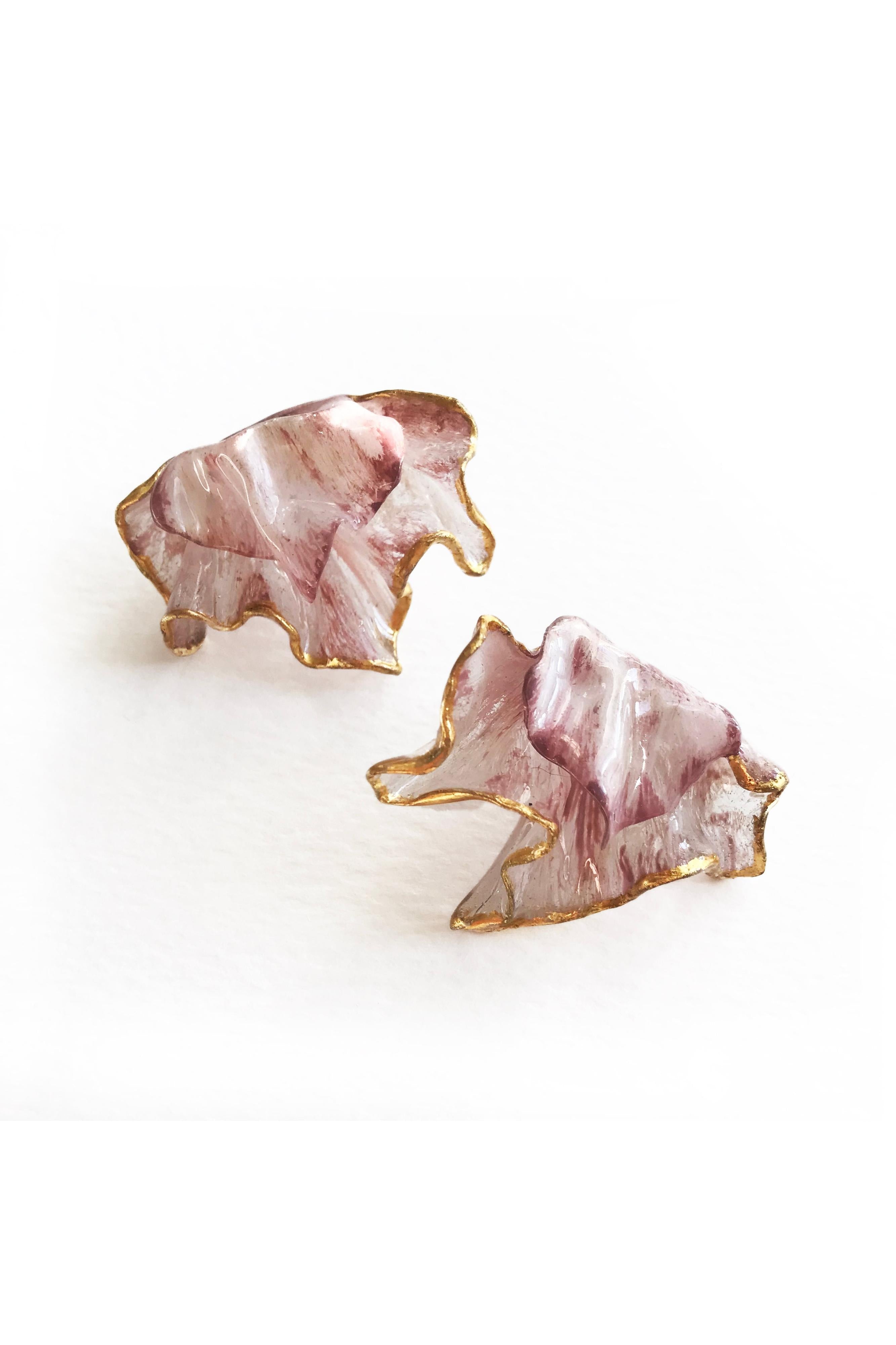 Fish Fin Flowers Earrings (Dusty Pink)