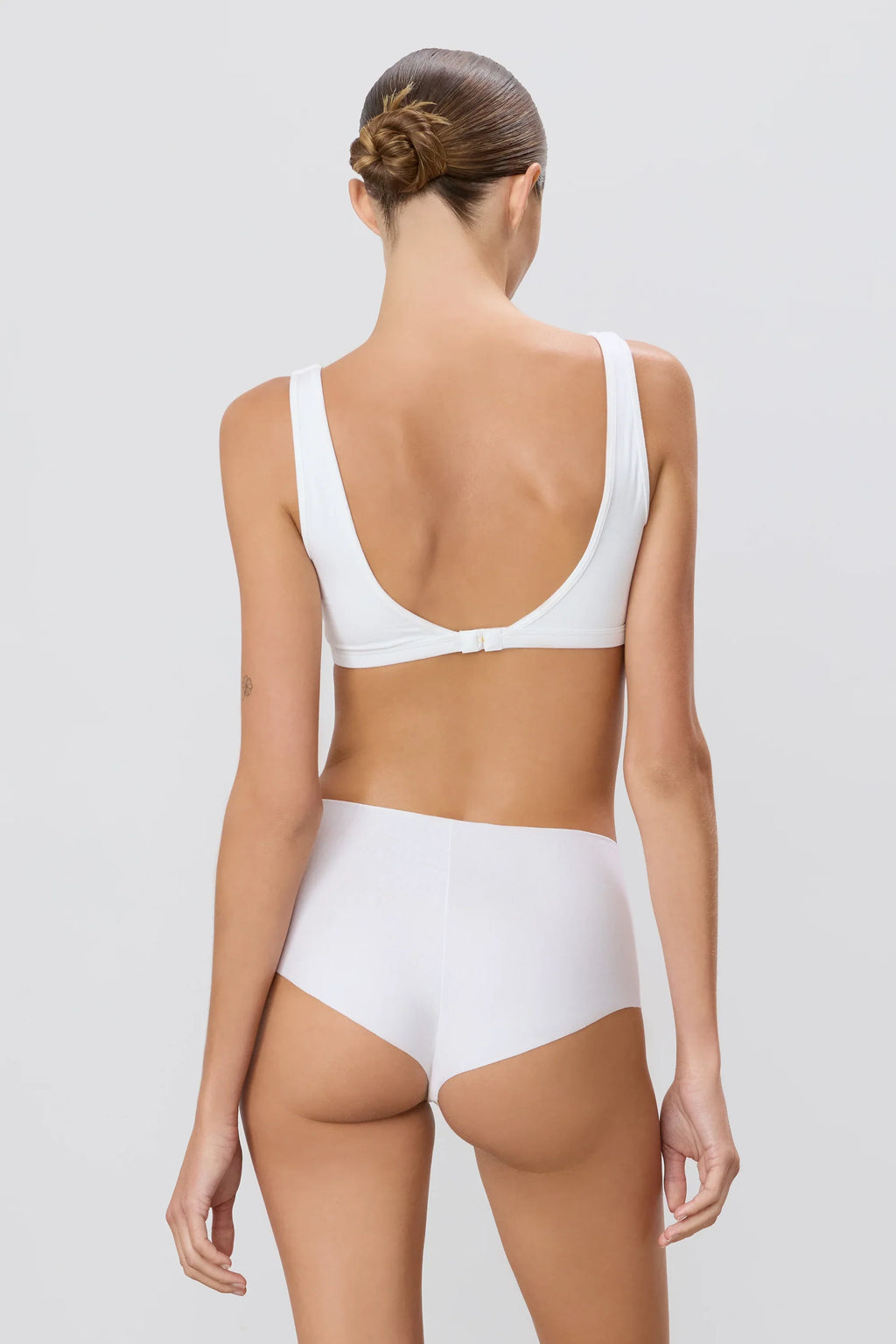 Scoop Neck Bra (Ivory)