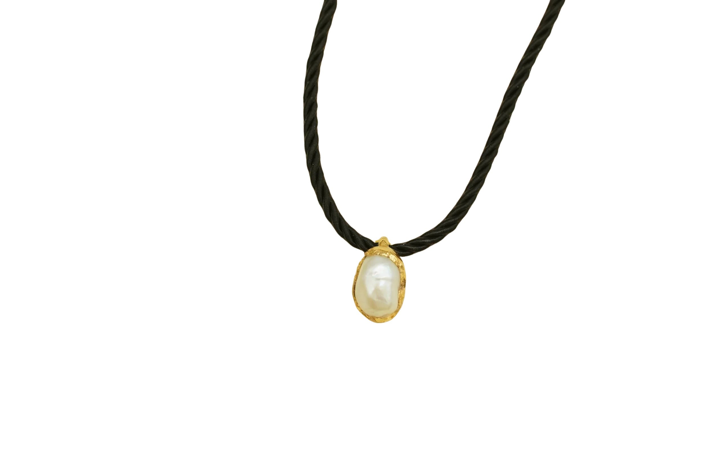 Prado Pearl Woven Necklace