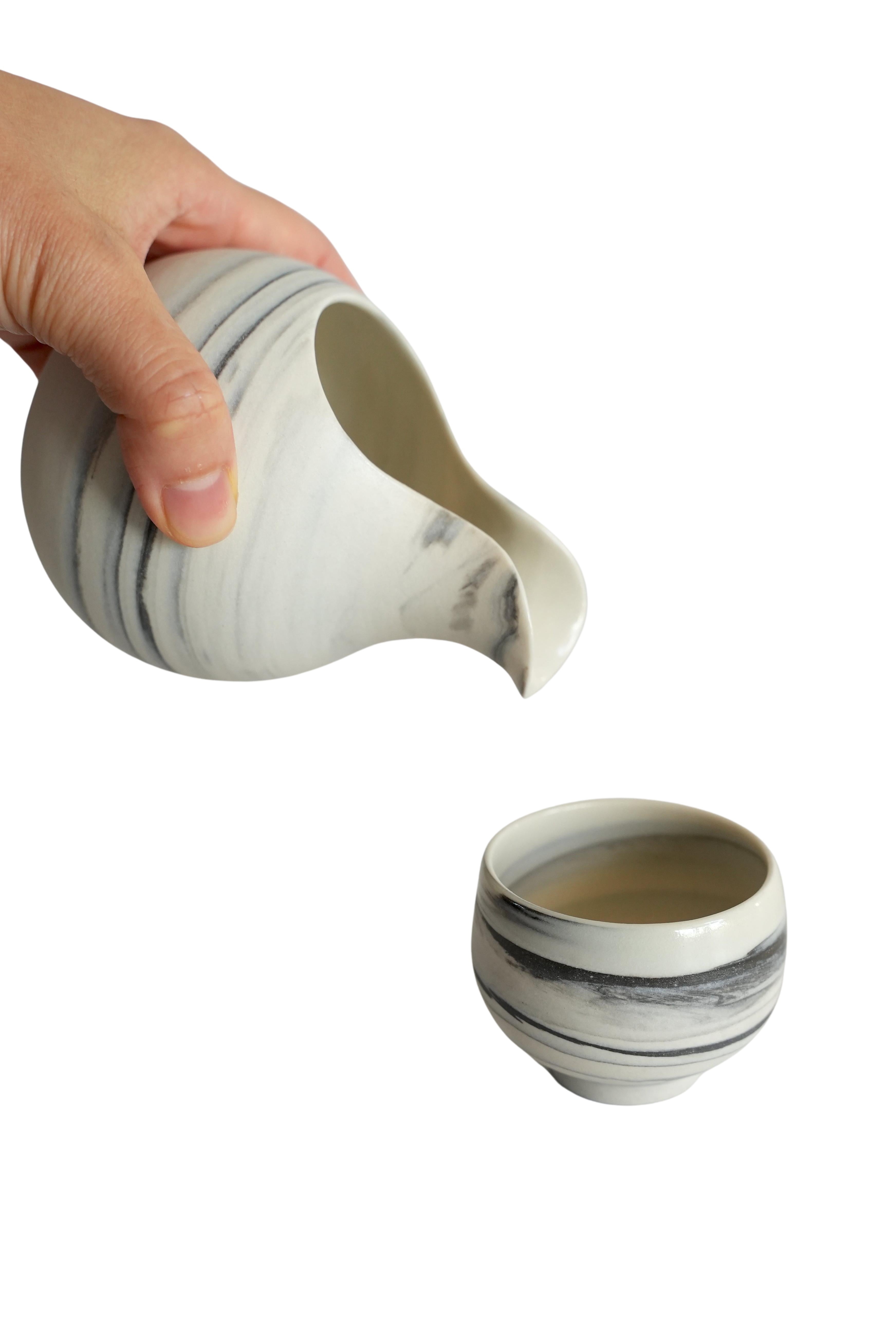 Sake Pourer